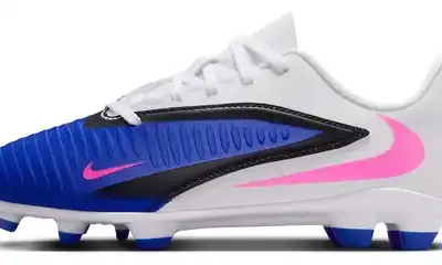 Foto da Chuteira Campo Nike Phantom 6 Club Low Infantil